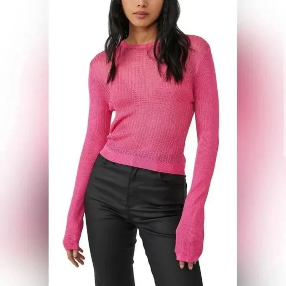 NWT Free people H2O crew Pink Knit Top in hibiscus size medium